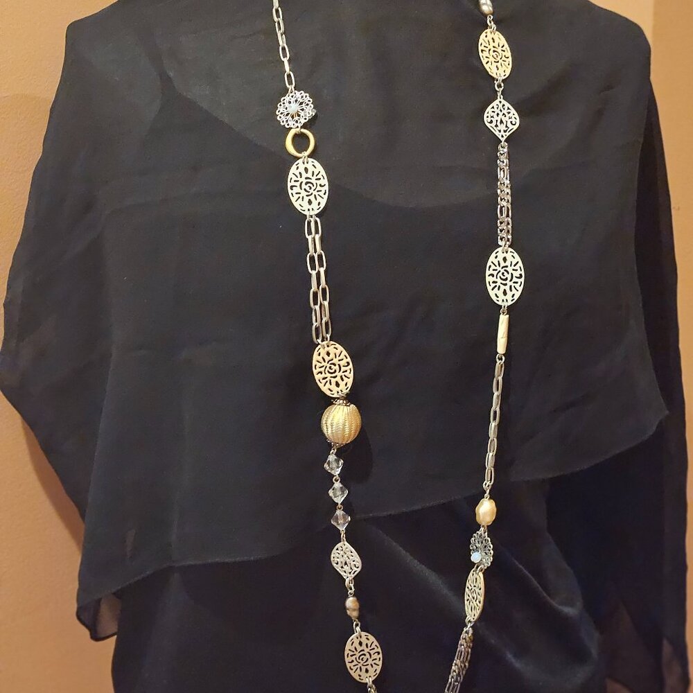 CHICOS ADJUSTABLE NECKLACE WITH VARIOUS BEADS BY CHICO'S